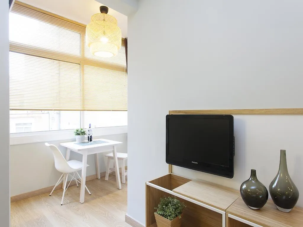 Apartment Cozy Gracia 2 Bedrooms Barcelona