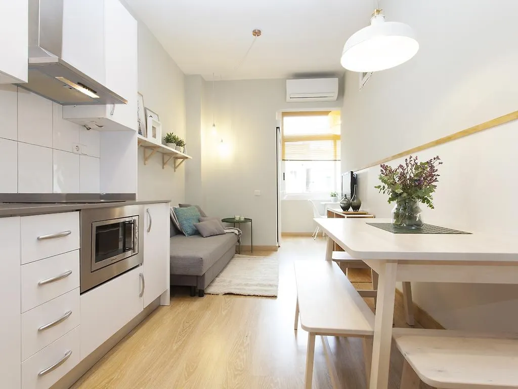 Cozy Gracia 2 Bedrooms Barcelona